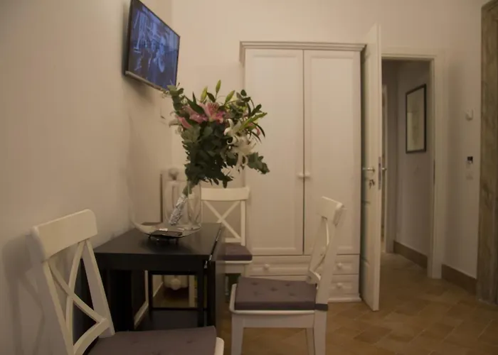 Leoncino 36 Apartments In Rome